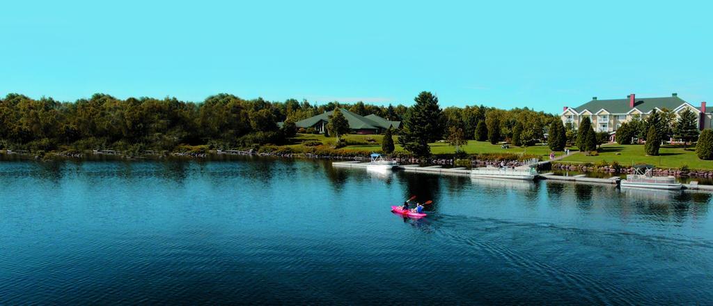 Auberge Du Lac-A-L'Eau-Claire Saint-Alexis-des-Monts Eksteriør bilde