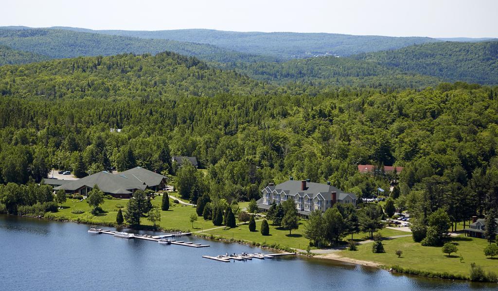 Auberge Du Lac-A-L'Eau-Claire Saint-Alexis-des-Monts Eksteriør bilde