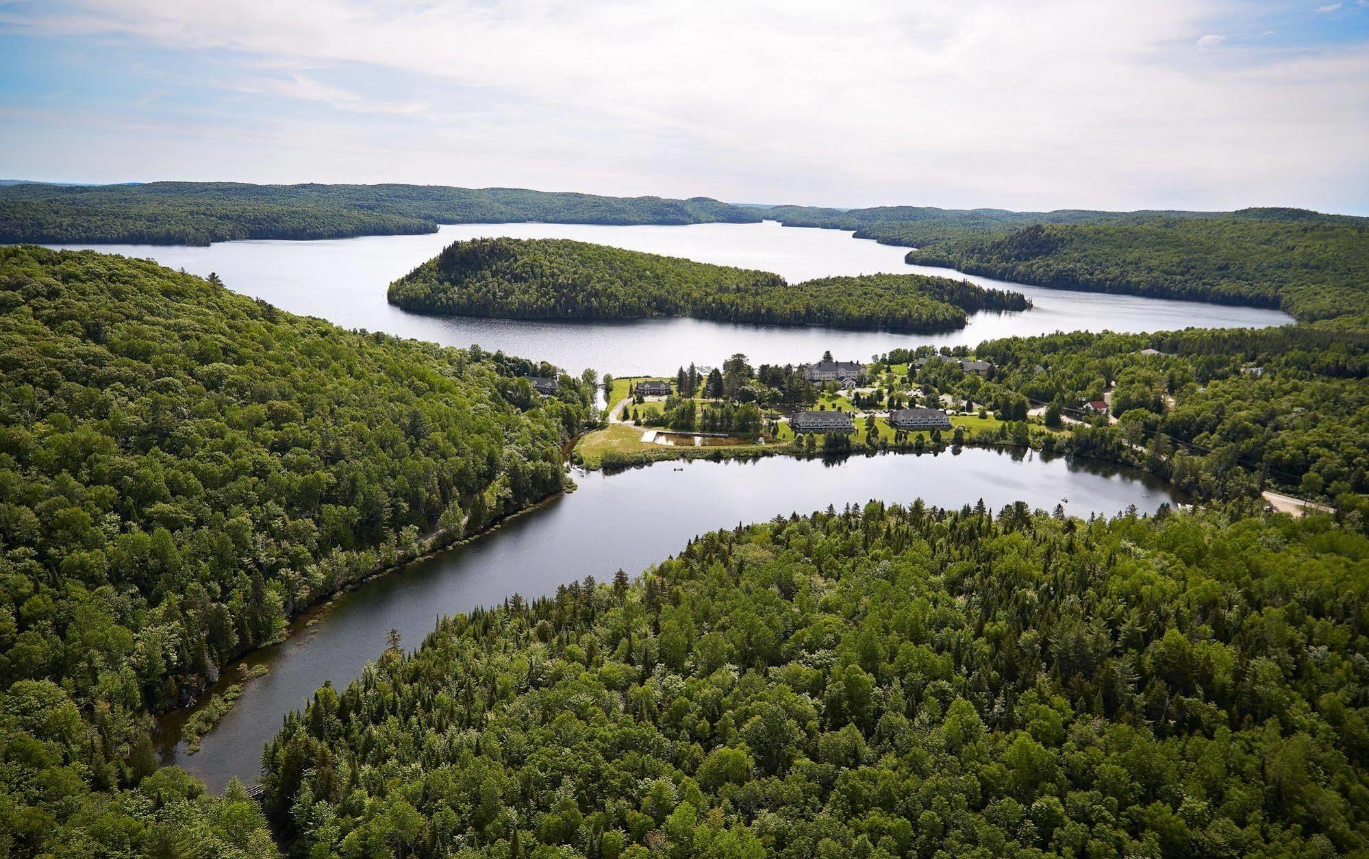 Auberge Du Lac-A-L'Eau-Claire Saint-Alexis-des-Monts Eksteriør bilde